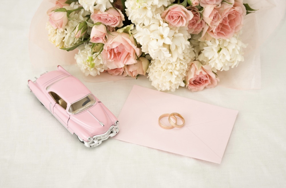 Wedding rings and flowers